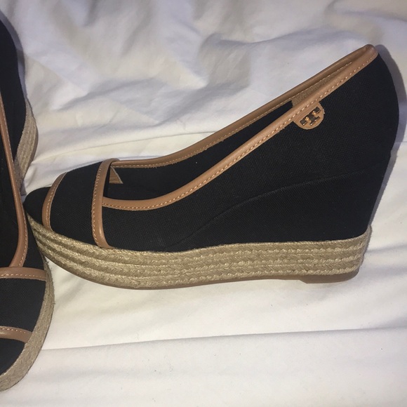 Tory Burch 'majorca' Wedge Sandals - Picture 5 of 10